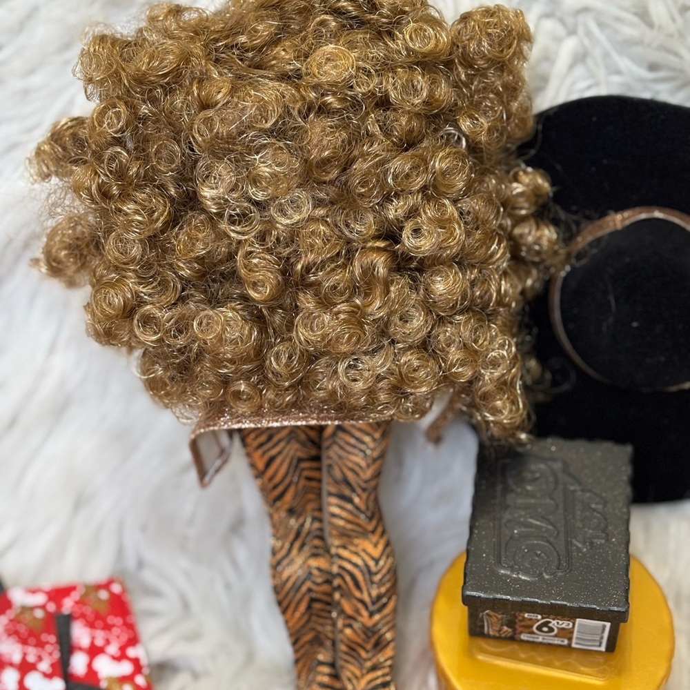 L.O.L. OMG Surprise! Da Boss Series 3 Fashion Doll - Picture 14 of 14
